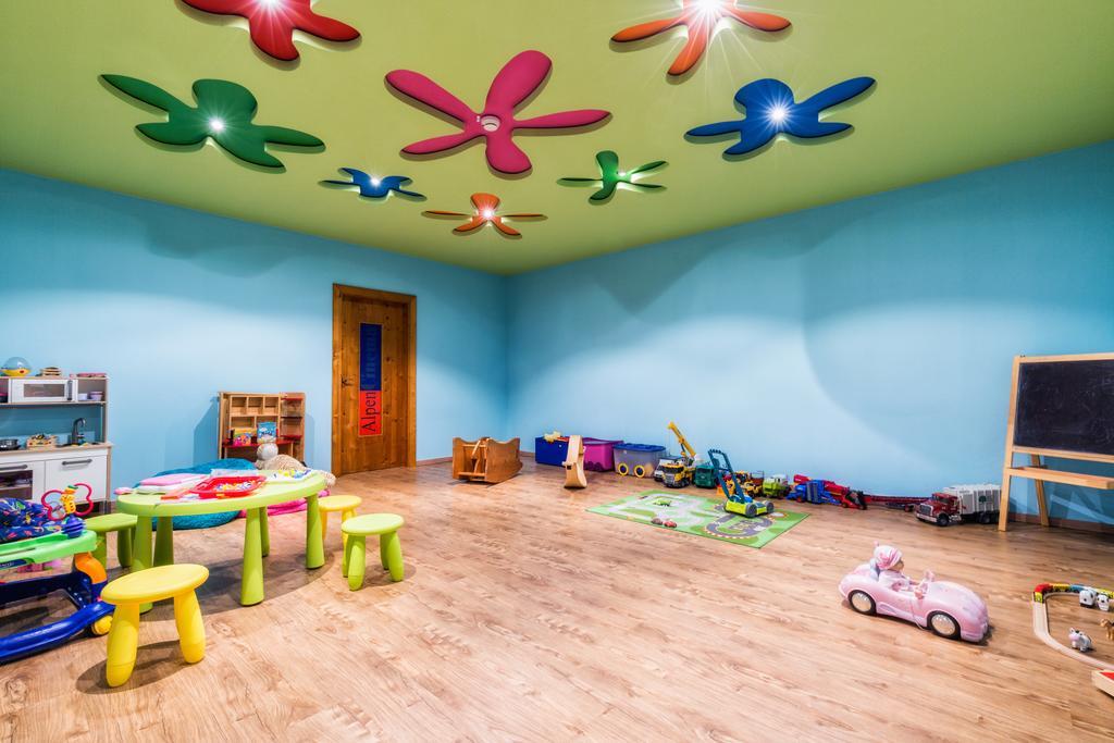 Apparthotel Alpenchalet Neukirchen am Großvenediger 외부 사진