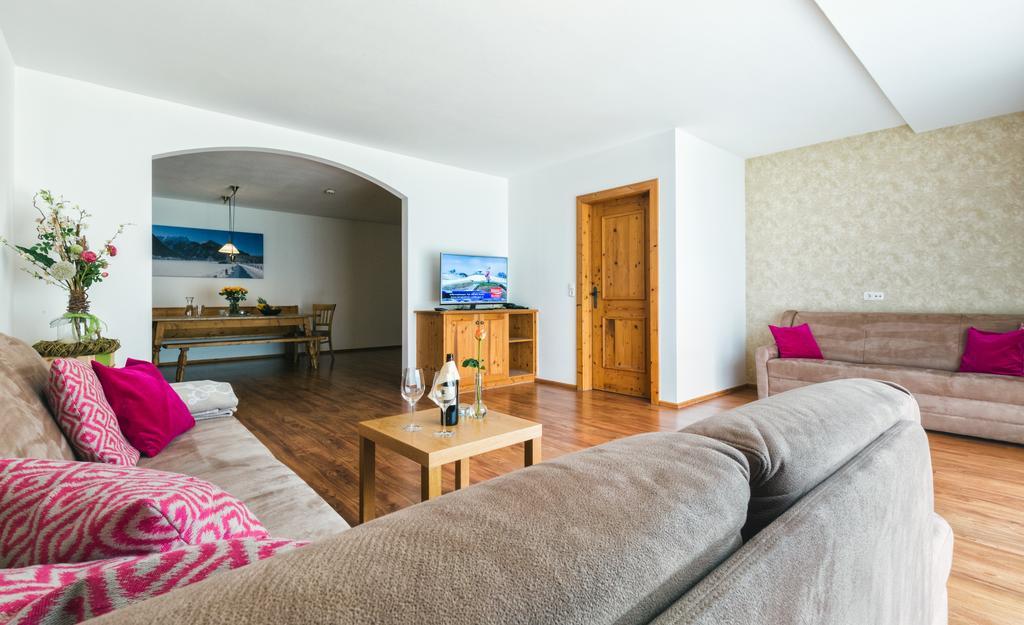 Apparthotel Alpenchalet Neukirchen am Großvenediger 외부 사진