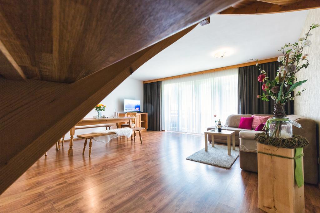 Apparthotel Alpenchalet Neukirchen am Großvenediger 외부 사진